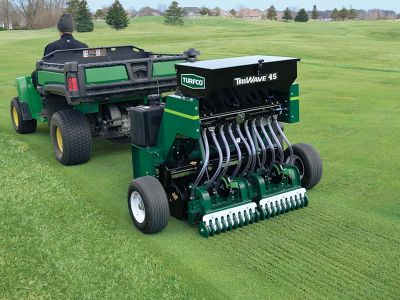 Turfco TriWave 45 – flexibel precisionssådd med egen drivning